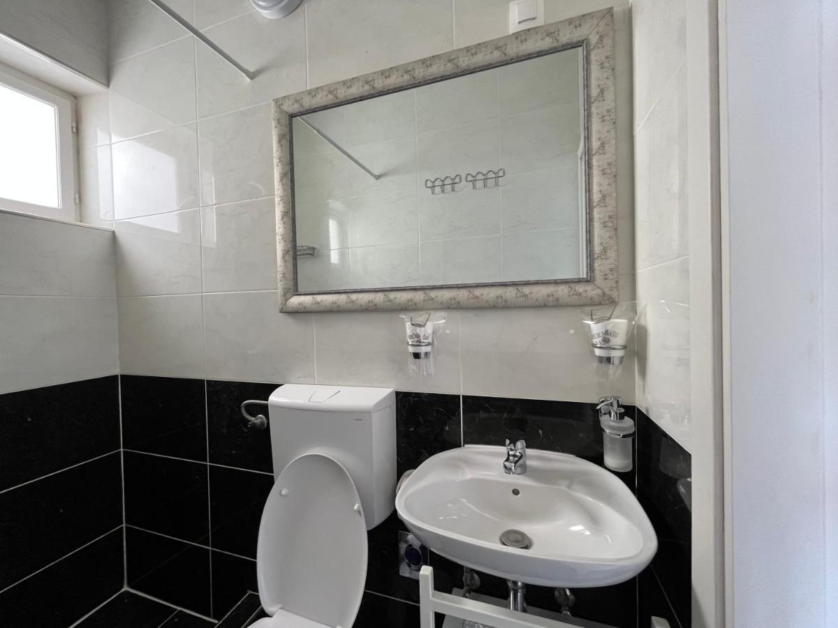 Soko Apartments & Rooms ซาตอน ภายนอก รูปภาพ
